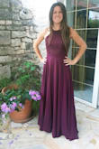 I definitely love that dress: distinguished and feminine looking, not too chic. I wore it at my sister's wedding. Everyone loved it. I am French, but actually I'm not into French fashion that much! I had been looking for that kind of dresses for weeks :) totally worth it! The dress was too long for my height -even wearing high heels- so we had to hem it, but I was expecting to do it anyway. I chose the S size, as usual. My French/European sizes: 1,58m - 54kg - 85B/C - 36 FR. I think I will wear it again for Valentine's day. ;) - Gaelle R.