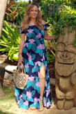 I love this hawaiian dress, I love the colors and the material, the dress is soft and super confortable! Love it! - Paola C.
