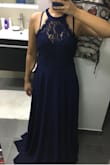 too loose at the bust, the waist is good. length is too long for my height - Delphine T.