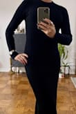 Is a beautiful dress, feel soft and cozy but after wearing for one day, it looked as if it had been warned for years.. lint stared to grow by the end of the day! It was disappointing . - Yenith C.