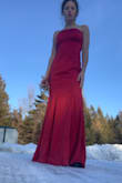 Fits good, true to size, and definitely recommend! (I am wearing heels) - Faye E.