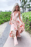 I absolutely loved this dress for my spring break to Hawaii! I highly recommend Lulus for the perfect vacation outfits! - Shania B.