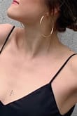 I love the gold and it's super comfortable to wear! Not to heavy on the ears. :) - Anika K.