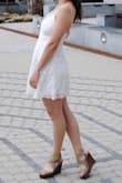 Fits true to size. Great material and great length. Highly recommend. Looked great for graduation photos! - Bethany C.