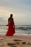I love the way this dress fits. It's a little long but it's comfortable and elegant and simple. Great fabric. Color de amor! - Karla M.