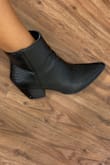 I wear them almost every day, I love them with all my clothes, they are comfortable, beautiful, and very good quality, I want them in all colors! - Marcela C.