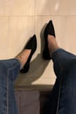 I think they're intended for narrow feet but got used to them after a while - Jacky R.