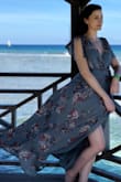 This dress is gorgeous, elegant, sexy.
The color and the pattern isso beautiful.
The fit and length are perfect. The material is so soft.
I loved this dress so much! It was perfect for my tropical vacation. - Oxana H.