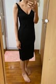 Great simple black dress for date nights! I'm 1.66m and the dress ends a 2-3 inches below my knees. - Xinyi L.