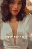 Yo usé ésta blusa para año nuevo y me encantó. Se veía elegante y sexy al mismo tiempo, simplemente fabulosa!! - Rosalinda A.