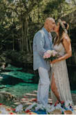 This dress was perfect for my wedding on the beach, I really love it! - Fabiola P.