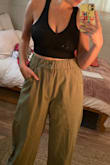 These are such a cute pair of pants! I just know I'm going to wear them constantly! Perfect for little top/ big pants combos! - Tamara S.
