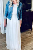 This was the perfect outfit for beach photos! The skirt hit me high enough that almost none of my midriff was showing. You could style it so that more is showing but for me I preferred that it didn't. - Kristen D.