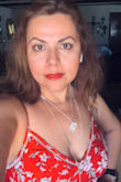 I used with dress, the I can't use bra on. Maintain my bust up, I'm size 36C/D it works great for me, of course is under my dress... - Yadira A.