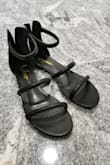 Very comfortable, for narrow feet. Zip is good quality, material also. - Ena S.