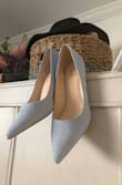 So elegant and beautiful!! They fit perfectly and are the most wonderful shade of blue, could be cute for winter or summer! - Chloe M.