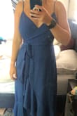 Drapes in the right places, and tied around smallest part of body - Julia S.