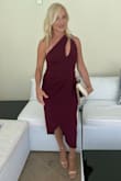 It's beautiful and sexy. But at the same time classy and glamorous. I got a lot of "Wow's"!!! - Mercedes M.