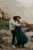 BEAUTIFUL DRESS! Perfect for engagement pictures! - Kristina M.