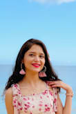 Love the earrings. Went great with a same colored midi floral dress from lulus - Banani M.