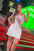 The dress is beautiful, I loved it. The fabric the whole material looks and feels high quality!

El vestido es hermoso, me encantó. La tela el material todo se ve y se siente muy fino. Volvería a comprar de ese website! - Viviana V.