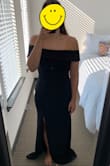 This dress is really sleek, but I wish it had boning, lining or cups built in! It's flimsy so I will be returning because I like a formal dress to have structure. - Kinsley S.
