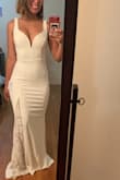 This Dress is just spectacular unfortunately the fabric is a little this so everything with mark.
Perfect dress for a beach wedding - Maria V.