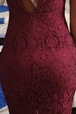 I usually wear small, but based on the reviewer ht/wt I decided to go down on the size. Which was wrong. I couldn't close my zipper. - Beletu T.