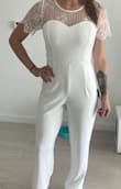 I ended up returning this one, is not flattering in my body. I got a size small but it runs a little large. Does not accentuate the waist. - Natasha S.