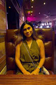 I like thin jumper a lot, it's very comfortable and looks very fancy - Leidy L.