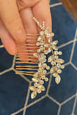 This was an awesome barrette to wear on my wedding day!  I tucked it in above the veil and it was so pretty. - Vitoria G.