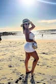 Perfect, dressed very well, very comfortable. - Bruna M.