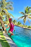 The color is so vibrant that makes all pictures look great! 
I want to get it in all colors - Lizbeth S.