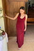 Fits very good! It was very comfortable, it was a very hot day when I took the photo. The dress also fits well with heat I didn't feel uncomfortable with it on. I recommend it. - Verenise D.