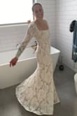 This dress is absolutely gorgeous and I cannot wait to get married in it! I'm from New Zealand and it arrived very quickly also. - Elle