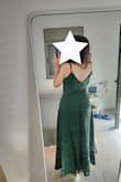 The shipping was super fast!
The dress was perfect to size 4(US) 38 (EU)
Because i'm short i just needed to shorten it.
It's very comfortable and i had fun dancing with it - Tenya N.