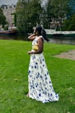 This was just just perfect! Wore it to a wedding, i did have to have it hemmed though because it was way too long as i'm 5ft3. Size was perfect, i ordered XS size for 128lbs.
Oh and shipping was extremely fast! I live in Hong Konge
Love it so much! - Roodelyne B.