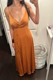 beautiful dress, light fabric, fits very well - Juliana R.
