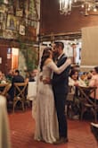 Encantada con este vestido. Es de excelente calidad, me quedó perfecto a la primera puesta. Dejaré que las fotos hablen por si solas - Yazmin G.