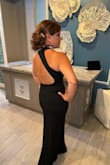 Beautiful. I love it. Me lo puse para unos 15 minutos y recibi muchos comentarios de lo lindo  que estaba el vestido! Lo recomiendo. - Fanny R.