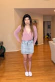 Really like the top but it tends to open up, but really cute! - Gregory L.