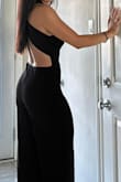 Can't go wrong with this outfit!
Classy and goes perfectly with high heels.
Whether it's a birthday party, night out, cocktails night, date, dinner, engagement.. this outfit just fits well into any occasion.
Enhances your figure and sexy! - Mona B.