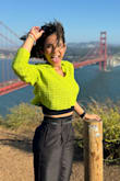 I absolutely loved this green sweater I recently bought. The size fit me perfectly, comfortably adjusting without being too tight or loose. The fabric is incredibly soft and comfortable, making it ideal for all-day wear without any discomfort.
Additionally, the green color added a touch of freshness to my outfit, making it stand out without being overly flashy. It's a versatile piece that can easily be paired with different clothing items. I would definitely recommend this sweater to anyone looking for both comfort and style in one garment. - Ingrid P.