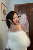 Loved how it elevated my outfit. Just got to be careful and move less when eating cause some of the fur does come off here and there. I did have to pull 3 strands out of my food lol - Pun C.