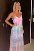 Wore this completely comfortable and adorable dress for my birthday dinner while on vacation! The color scheme is so bright and fun and I love the free flow style fit! - Veronica V.