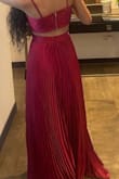 The dress in absolutely beautiful; that color is gorgeous! Love it - Lourdes E.