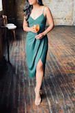 I was looking for a green dress for my birthday. This was perfect for a fancy dinner date in Vegas with my husband! - Daisy F.