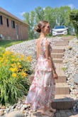 I love this dress! Very elegant and great quality! - Hanna B.