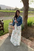 I ordered this in two sizes and ended up keeping the small.  This dress was absolutely perfect for my engagement photos.  Have your steamer ready though, it came with a ton of fine creases that needed to be loosened up. I'm obsessed with this dress. - Jaquelyn G.