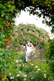 Very pretty dress! Really love it. This dress is good for outdoor photo shoots in a rose garden. - Linh D.